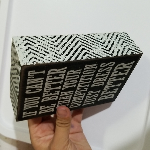 Sign decor - Picture 4 of 4